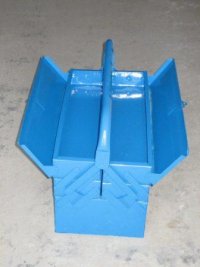 Ящик металлический для инструментов различных конфигураций